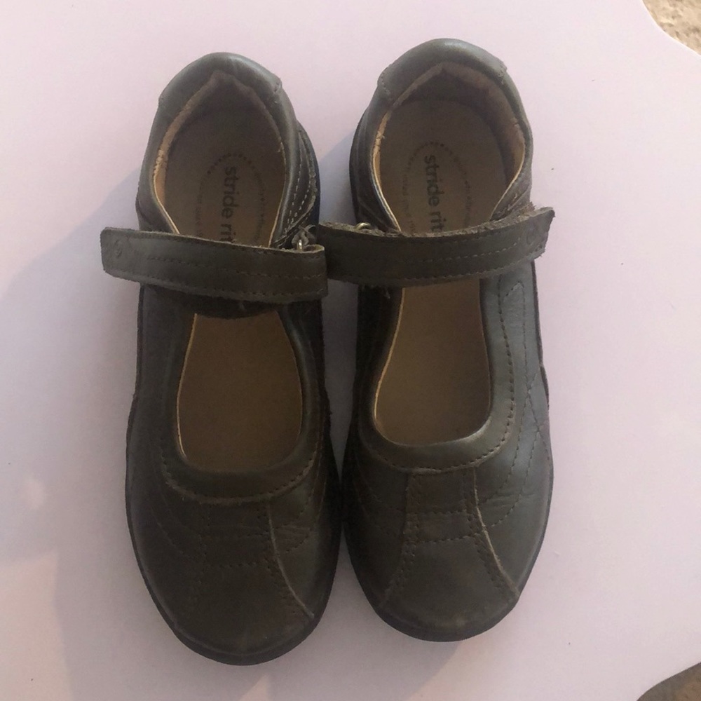 Brown stride rite Mary Jane
